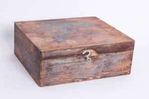 Rustic wooden box. Wood projects that sell