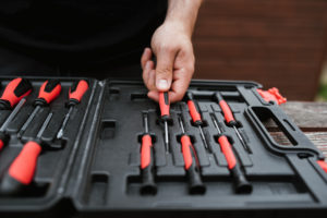how to organize tools in a tool box